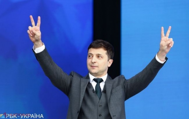 Referendum în Ucraina: Reducerea numărului de parlamentari şi ​introducerea pedepsei cu închisoare pe viaţă pentru corupţie, printre întrebări