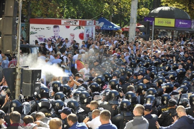 VIDEO // Ministrul Jizdan EXPLICĂ de ce poliţia a folosit gaze LACRIMOGENE de Ziua Independenței și de ce unii deputați din primul Parlament au fost împiedicați să depună flori