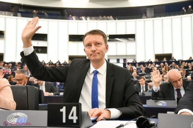 REZOLUȚIE // Parlamentul European cere Consiliului European să decidă începerea negocierilor de aderare la UE cu R. Moldova și Ucraina. Eurodeputat: „Este în interesul fundamental de securitate al UE”