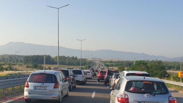 Decizie de ultimă oră. Grecia SUSPENDĂ până marți formularele de călătorie pentru cei care merg în vacanță cu mașina