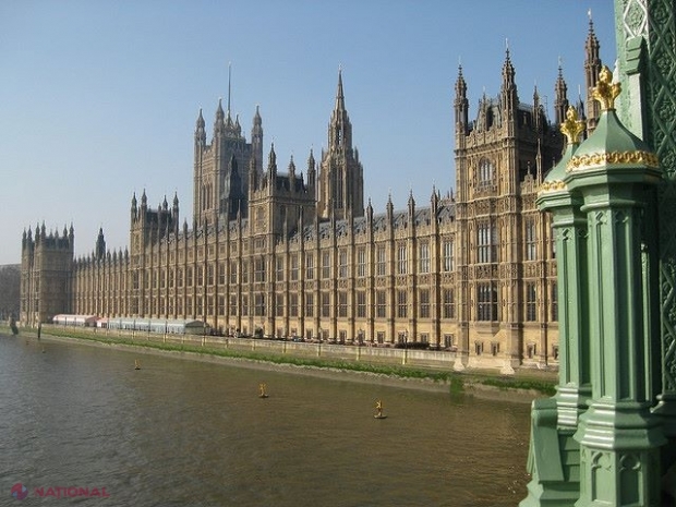 Raport al Parlamentului britanic: Guvernul de la Londra a ignorat amenințarea ingerinței Rusiei în referendumul privind Brexit. Solicităm „acțiuni imediate” pentru a combate această amenințare