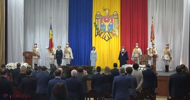 VIDEO // Președinții Mircea Snegur și Nicolae Timofti, ALĂTURI de Maia Sandu la ceremonia de învestire. Flori pentru mama președintelui și lacrimi: „Voi fi un președinte al dreptății și al integrării europene”