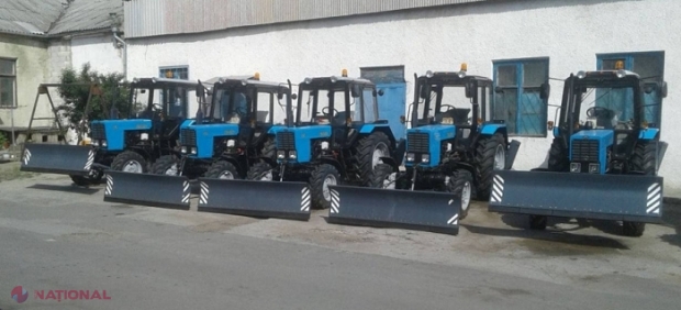 Să vină iarna! Autoritățile din Chișinău au procurat tehnică pentru împrăștierea materialului antiderapant pe străzi și evacuarea zăpezii