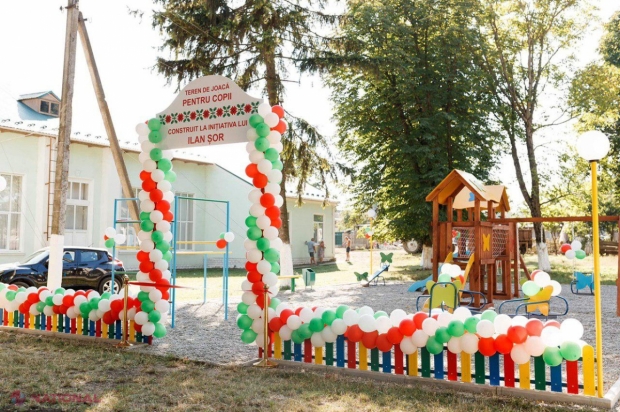 FOTO // În alte două sate au fost inaugurate terenuri de joacă pentru copii, în cadrul proiectului lansat de Partidului „ȘOR”