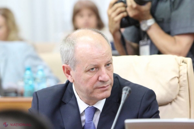 Un ministru va fi cercetat penal pentru fals în declarații