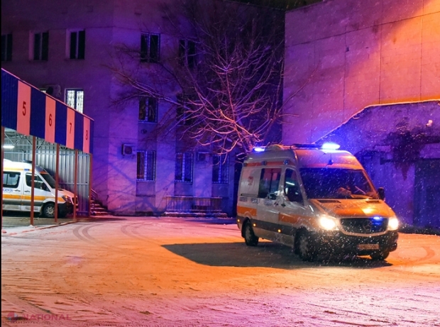 Ambulanța, trimisă la peste 6 800 de pacienți în perioada 31 decembrie – 2 ianuarie: 31 de persoane cu intoxicații, inclusiv alcoolice, și opt cu degerături