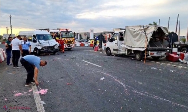 VIDEO // Microbuz cu cetățeni ai R. Moldova, ACCIDENT rutier grav la Iași: Nouă pasageri au ajuns la spital