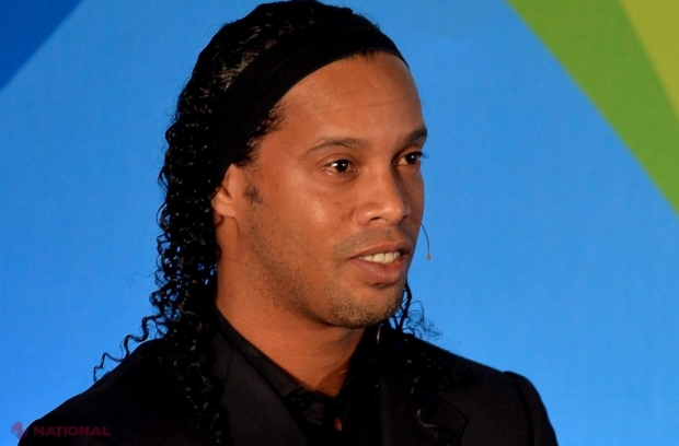 Fostul fotbalist brazilian Ronaldinho are probleme. Justiția i-a confiscat pașapoartele 
