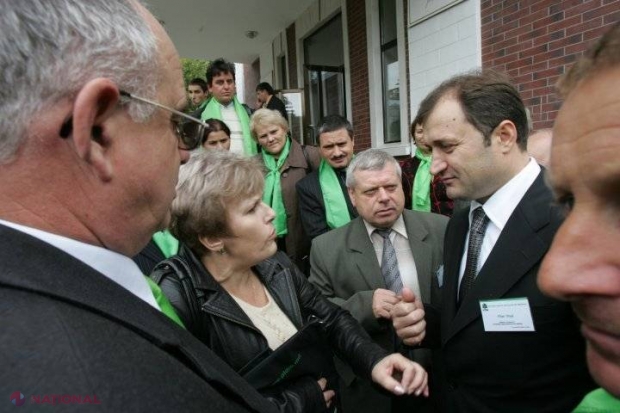 Deputat PLDM: „Oare de ce n-am CHEF de sărbătorit?”