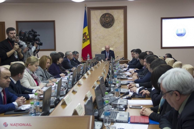 Guvernul a APROBAT un proiect de modificare a Constituției