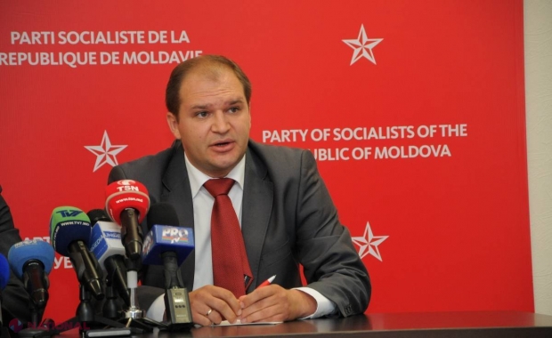 Socialiștii îi amenință cu judecata pe funcționarii din Primăria Chișinău