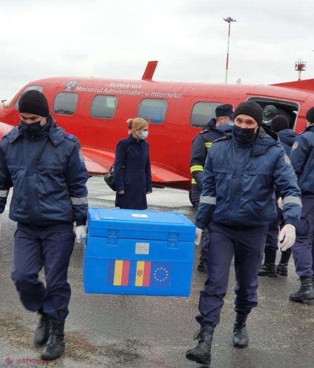 VIDEO // Campania de vaccinare împotriva COVID-19, LANSATĂ în R. Moldova: 10 800 de doze trimise în teritoriu pentru imunizarea personalului din secțiile ATI, Reanimare și cu profil COVID. Alte 1 800 de doze - în Transnistria