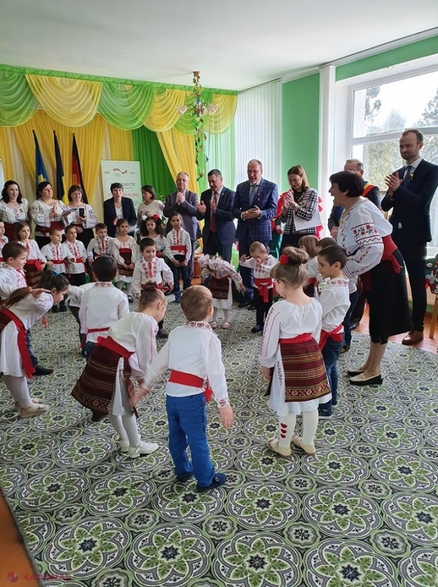 FOTO // Ambasadorul României, la inaugurarea, după renovare, a două grădinițe la Colibași: „Interacțiunea R. Moldova cu UE nu înseamnă doar critici și solicitări privind realizarea de reforme, ci și proiecte finalizate în folosul cetățenilor”