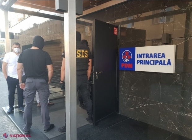 Șeful departamentului IT al PD, REȚINUT după perchezițiile procurorilor la fostul sediu al democraților în dosarul care vizează implicarea lui Plahotniuc în jaful bancar: Mai multe bunuri ar fi fost ascunse într-un depozit