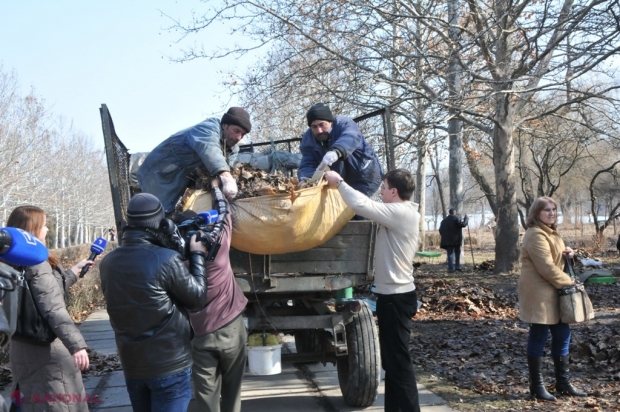 Primarul interimar îi răspunde lui Valeriu Munteanu, care a acuzat-o că readuce la Primărie practicile comuniste. Internauții amintesc că și Dorin Chirtoacă organiza „subotnikuri”
