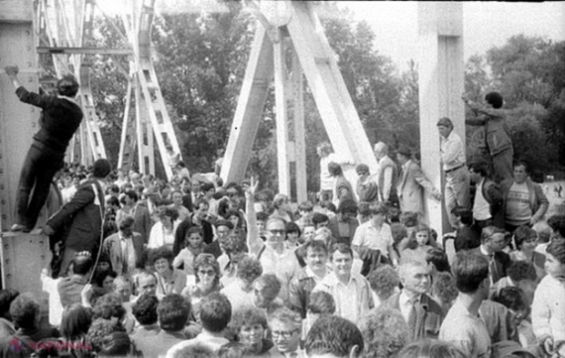 PODUL de FLORI // Pașii lui Nicolae Negru pe 6 mai 1990