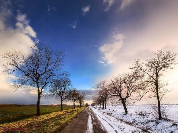 Vremea continuă SĂ SE ÎNCĂLZEASCĂ! Explicaţiile meteorologilor