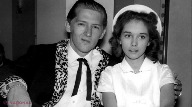 Iubiri celebre: Ce i s-a întâmplat lui Jerry Lee Lewis când s-a căsătorit cu verișoara sa, în vârstă de 13 ani. Artistul era la al treilea mariaj