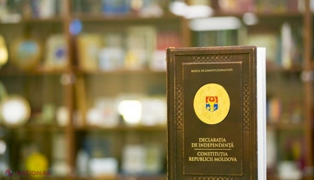 Cadoul oferit Parlamentului de către Curtea Constituțională în ziua când se împlinesc 26 de ani de la adoptarea Constituției R. Moldova