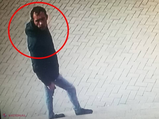 VIDEO // A atacat o tânără în fața unui bloc de locuit și i-a luat portmoneul: Îl recunoașteți pe insul din imagine? 
