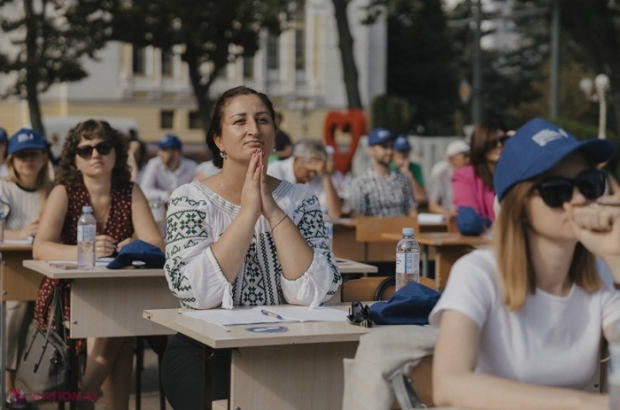 DETALII despre Marea Dictare Națională: În cât timp va fi scrisă dictarea, cine va evalua lucrările și ce premii vor fi acordate