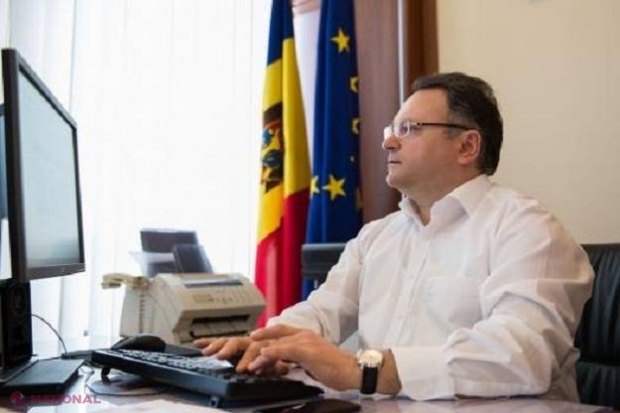 Ce DOBÂNDĂ ridică anual de la bancă pentru milionul de lei și suta de mii de euro din conturi funcționarul anunțat candidat la o funcție publică bănoasă