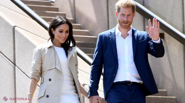 Reacția Prințului Harry când un fan a vrut să îi dea un cadou lui Meghan: „Ce crezi că faci”