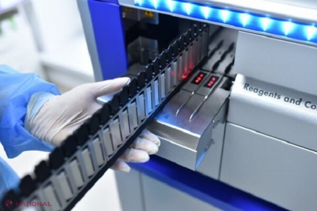 Rezultate NOI de LABORATOR: Ce tulpină a COVID-19 îmbolnăvește cetățenii R. Moldova