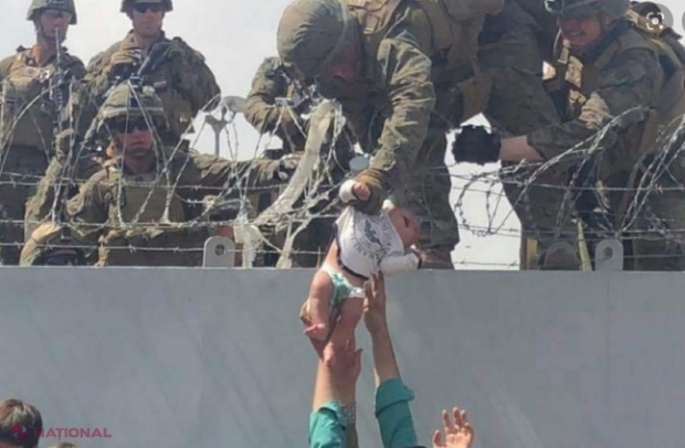 FOTO // Momentul în care ultimul militar american părăsește Afganistanul, marcând sfârșitul celui mai lung război american