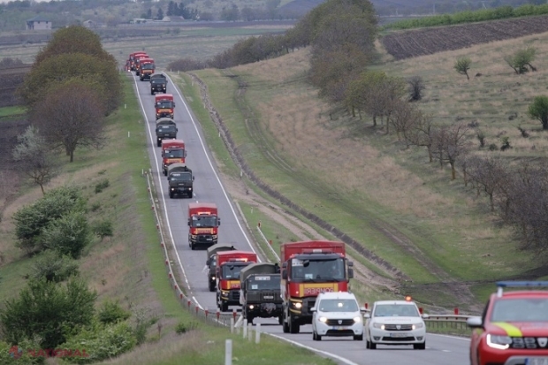 FOTO, VIDEO // IMAGINI cu DRONA: Ce era în cele 20 de CAMIOANE trimise de către România în R. Moldova