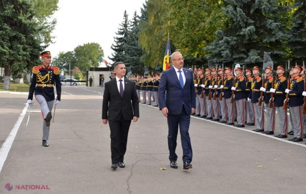 VIDEO // Ministrul Apărării Naționale al României, după întrevederea cu omologul de la Chișinău: „Istoria noastră atât de complicată ne-a arătat că nu există altă cale decât cea a construirii unui viitor comun într-o Europă unită