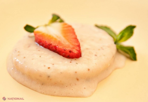 SECRETUL INCREDIBIL din componenţa iaurturilor de căpşune! Extractul de GÂNDACI îi conferă culoarea roşie