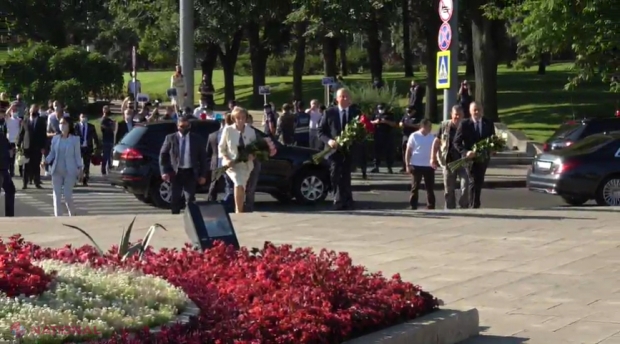 VIDEO // Igor Dodon a fost întâmpinat cu scandarea „JOS KULIOK” la monumentul lui Ștefan cel Mare și Sfânt. Paza sa a BRUSCAT un jurnalist 