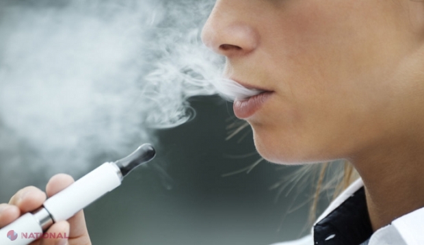 Avertisment pentru fumători, mai ales pentru cei tineri: Leziunile pulmonare întâlnite la utilizatorii de dispozitive electronice şi tutun încălzit sunt similare cu cele de la COVID