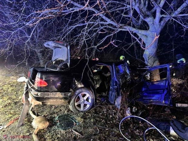 Doi morți și două persoane în stare gravă la spital, după un accident rutier produs la Râșcani: Șoferul „Mercedes”-ului NU avea permis de conducere