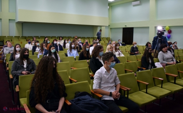 TRADIȚIE // Ilan Șor continuă să ofere PREMII CONSISTENTE celor mai buni elevi din Orhei