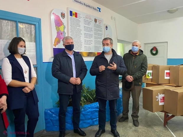 Deputații Platformei „Pentru Moldova” au asigurat cu calculatoare clasa de informatică a gimnaziului din satul Zgurița, raionul Drochia
