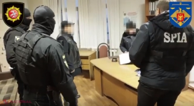 VIDEO // Ofițerii SPIA și procurorii anticorupție, DETALII despre perchezițiile efectuate la posturile VAMALE din R. Moldova. Ce încălcări au descoperit agenții sub acoperire