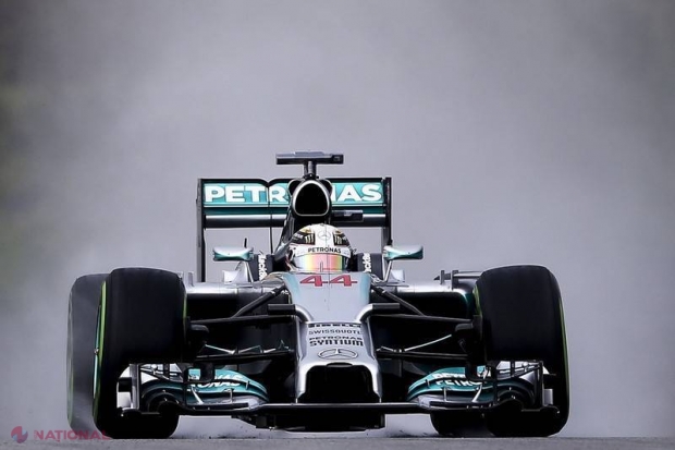 Lewis Hamilton va porni din pole position în Marele Premiu al Spaniei