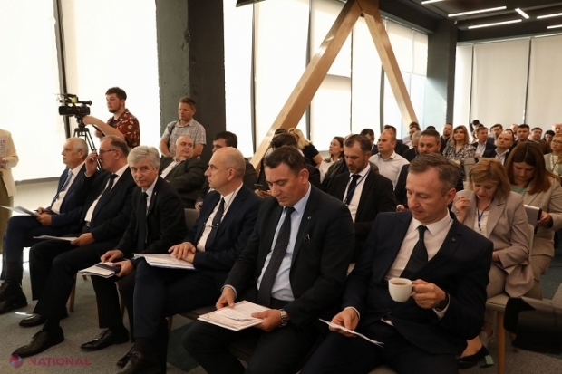 VIDEO // Forum economic România – Republica Moldova, la Chișinău: „Avem cu România o relaţie comercială practic PERFECTĂ”