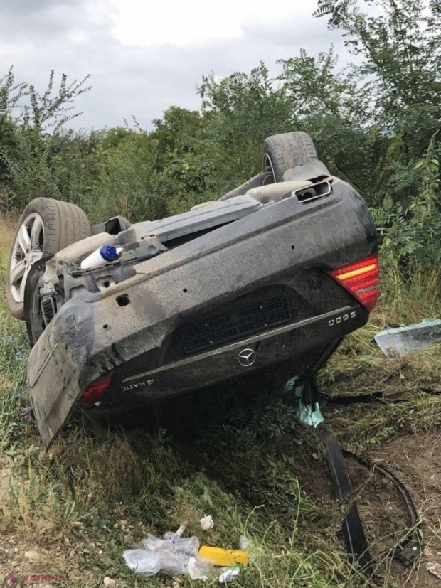 FOTO // Un apropiat al lui Dodon sugerează că accidentul în care a fost implicat șeful statului nu ar fi întâmplător. „Nu suntem conspirologi, dar…”