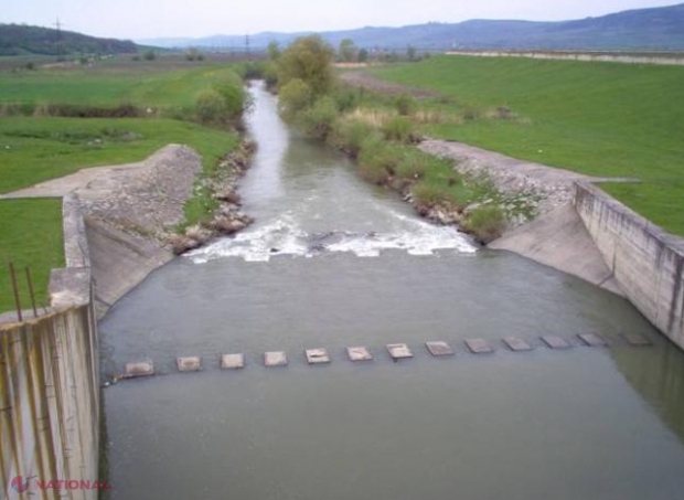 Deținătorii de construcții hidrotehnice, obligați să dețină autorizația de mediu pentru folosirea apelor