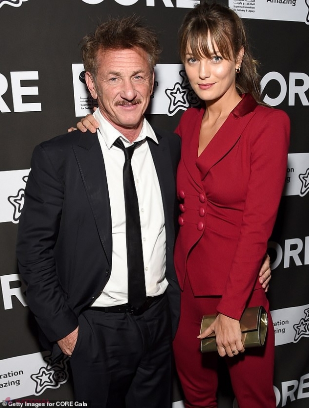 Nuntă secretă la Hollywood. Sean Penn s-ar fi căsătorit a treia oară. Partenera starului este fiica unui...