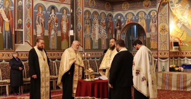 Mitropolia Basarabiei sărbătoreşte 30 de ani de la reactivarea sa: preoţii înalţă rugăciuni pentru toţi oamenii care i-au fost alături în vremuri de restrişte