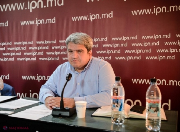 „Poama” din trotuare: Unul dintre funcționarii Primăriei Chișinău reținuți de CNA este Vitalie Mihalache, șeful Direcției Generale Mobilitate Urbană. Consilierii PAS solicită demisia acestuia: „45 de milioane de lei otkat pentru partidul MAN!”
