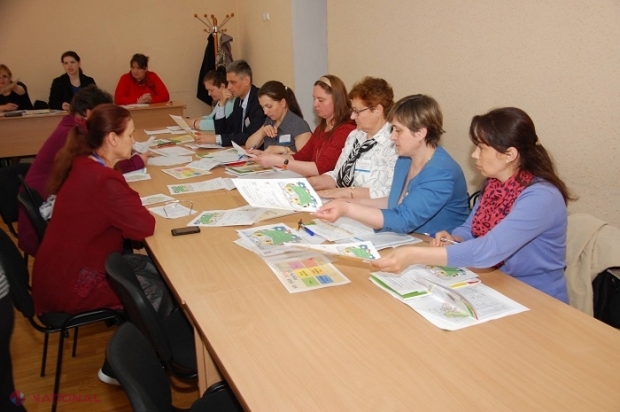 Soluția MEC pentru deficitul de profesori: Cursuri gratuite de recalificare profesională pentru 1 000 de cadre didactice, care vor putea preda două discipline concomitent