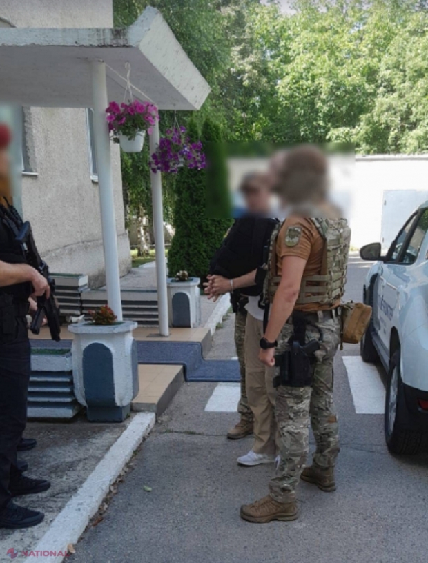 VIDEO // Doi georgieni, dintre care unul anunțat în căutare de SUA pentru terorism, reținuți în momentul când intenționau să intre în R. Moldova: Aveau cu ei materiale multimedia cu conținut de natură teroristă