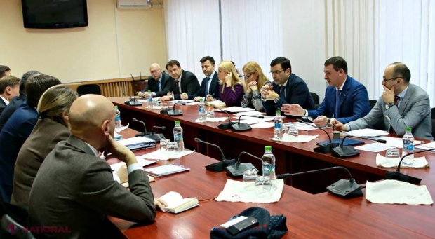 Experții Comisiei Europene EXAMINEAZĂ îndeplinirea celor 10 condiționalități incluse în prima transă de asistență macrofinanciară de 100 de milioane de euro