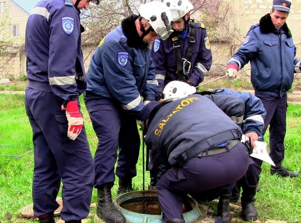 Chișinău: O fetiță de doi ani a căzut în WC-ul din curte. Salvatorii au scos-o vie