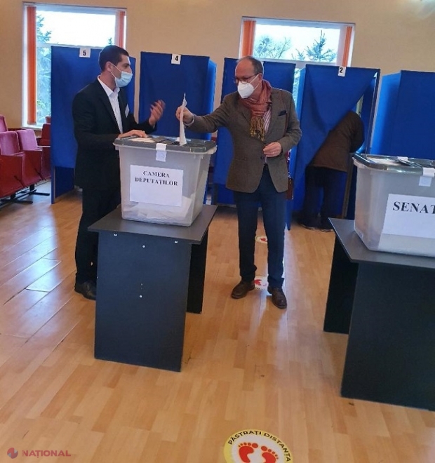 ALEGERI // Basarabenii cu cetățenie românească mai au la dispoziție câteva ore pentru a-și alege reprezentanții în Parlamentul României 